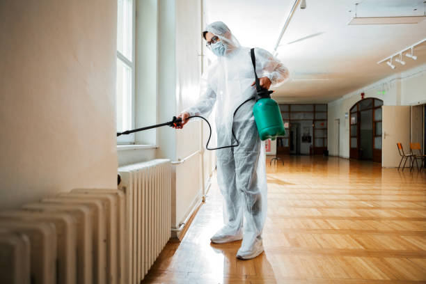 Best Pest Prevention Services  in Sauk City, WI